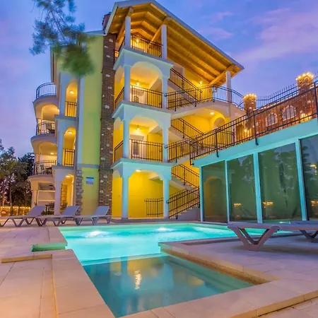Palace Paulina Residence Novi Vinodolski Exterior photo